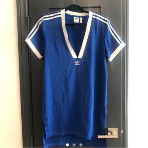 ADIDAS DEEP V T-SHIRT DRESS